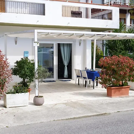 Minerva - Bilocale Indipendente, Posto Auto E Bici Casa vacanze *